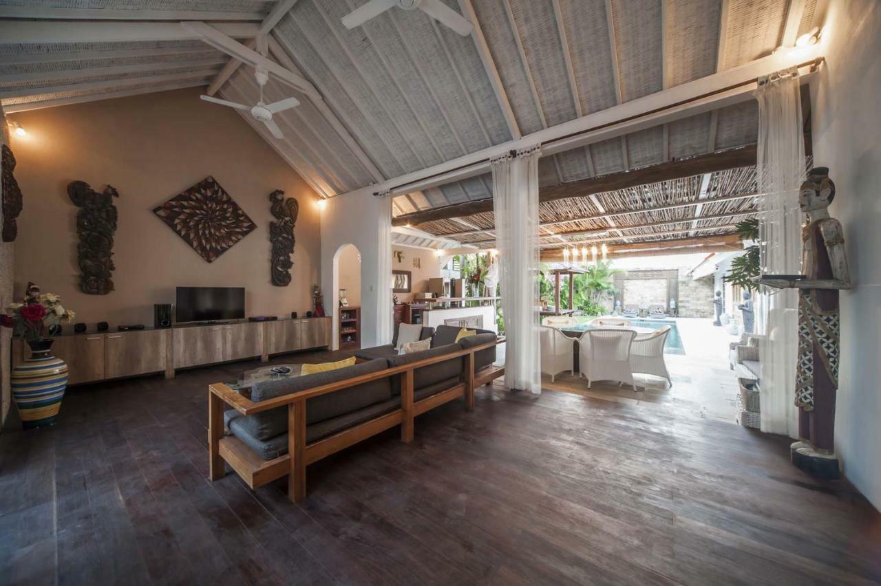 Coco Poco Villa Seminyak Ngoại thất bức ảnh