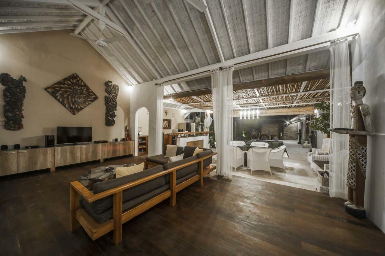 Coco Poco Villa Seminyak Ngoại thất bức ảnh